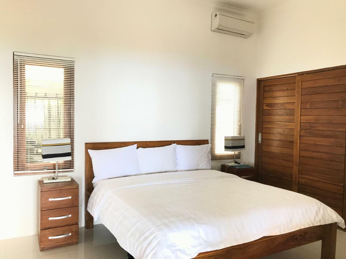 Villa Putih Lovina Екстериор снимка
