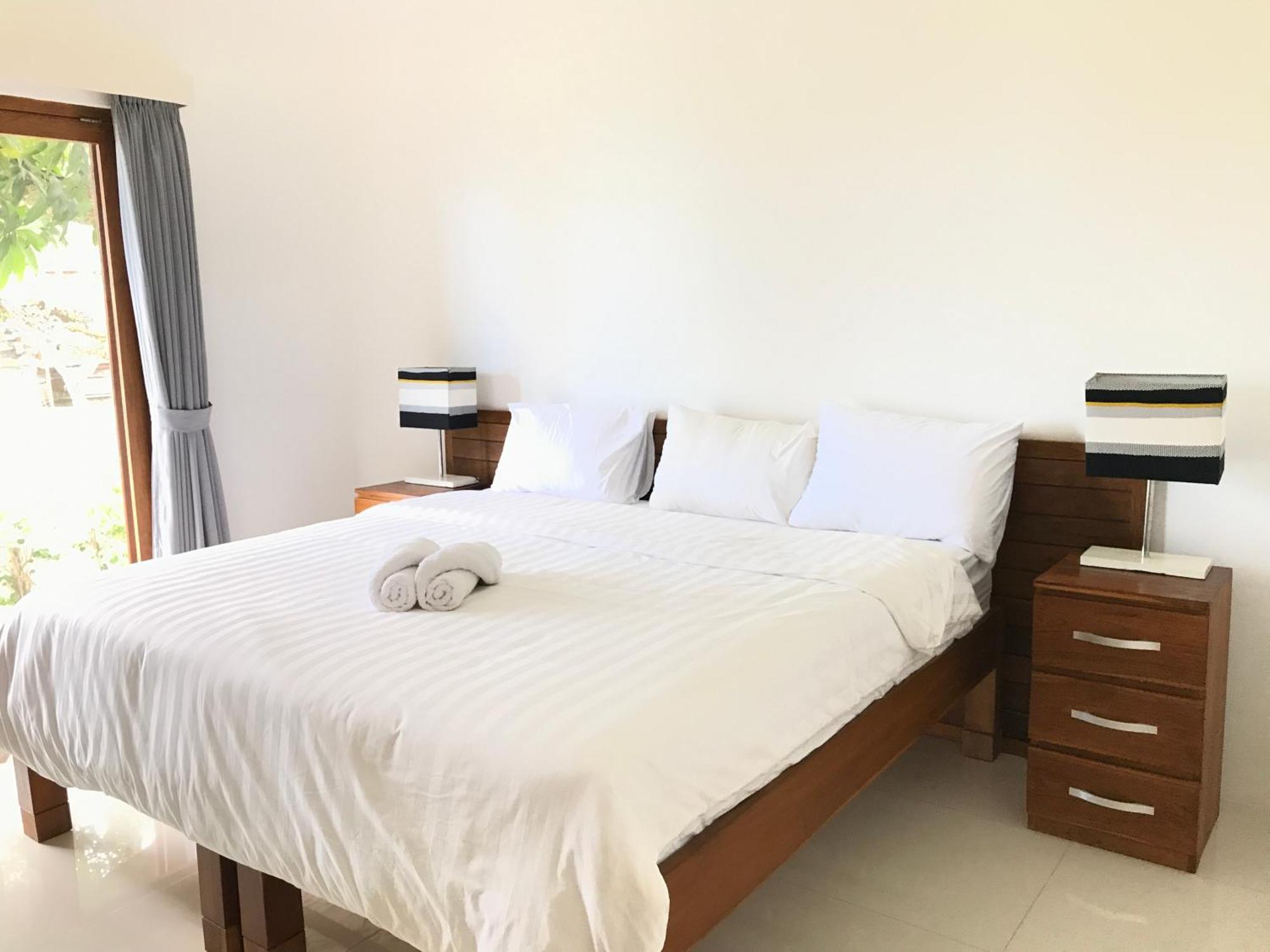 Villa Putih Lovina Екстериор снимка