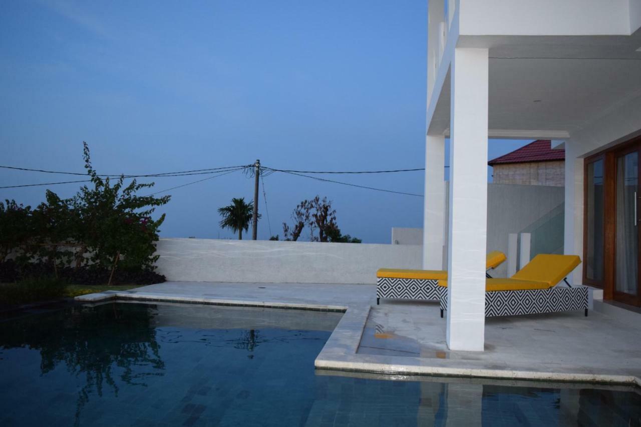 Villa Putih Lovina Екстериор снимка