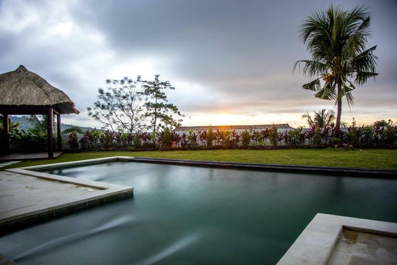 Villa Putih Lovina Екстериор снимка