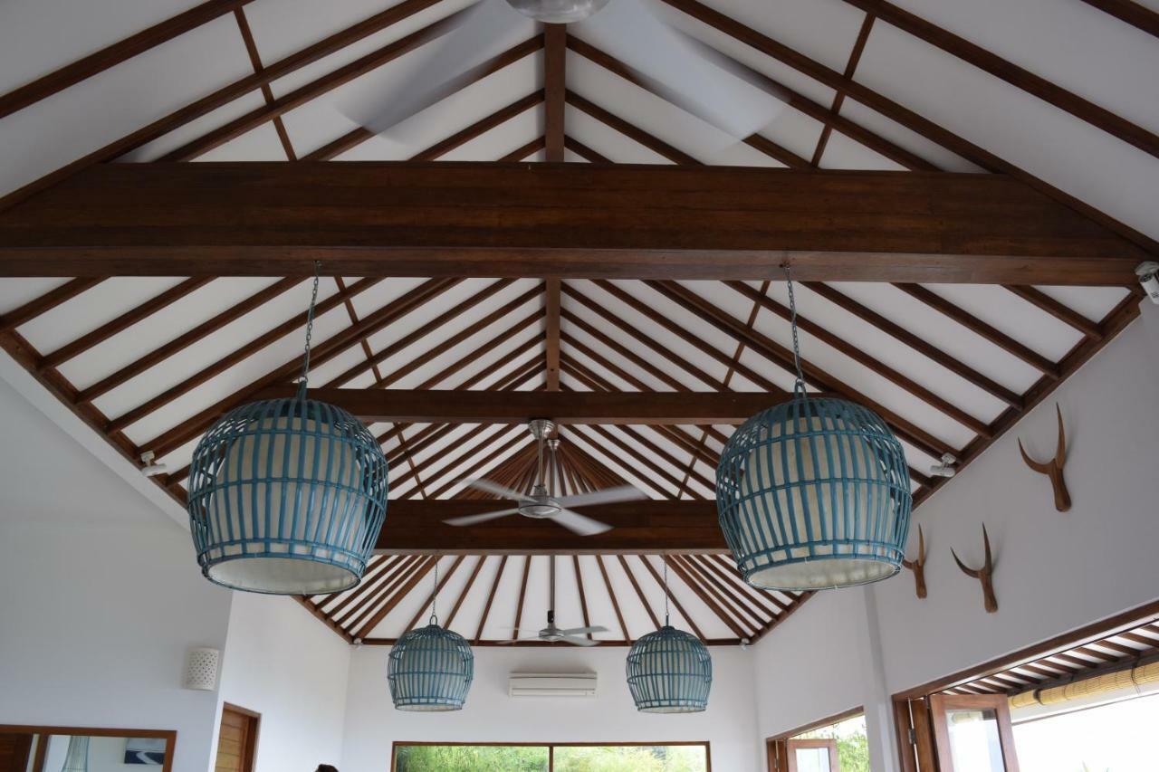Villa Putih Lovina Екстериор снимка